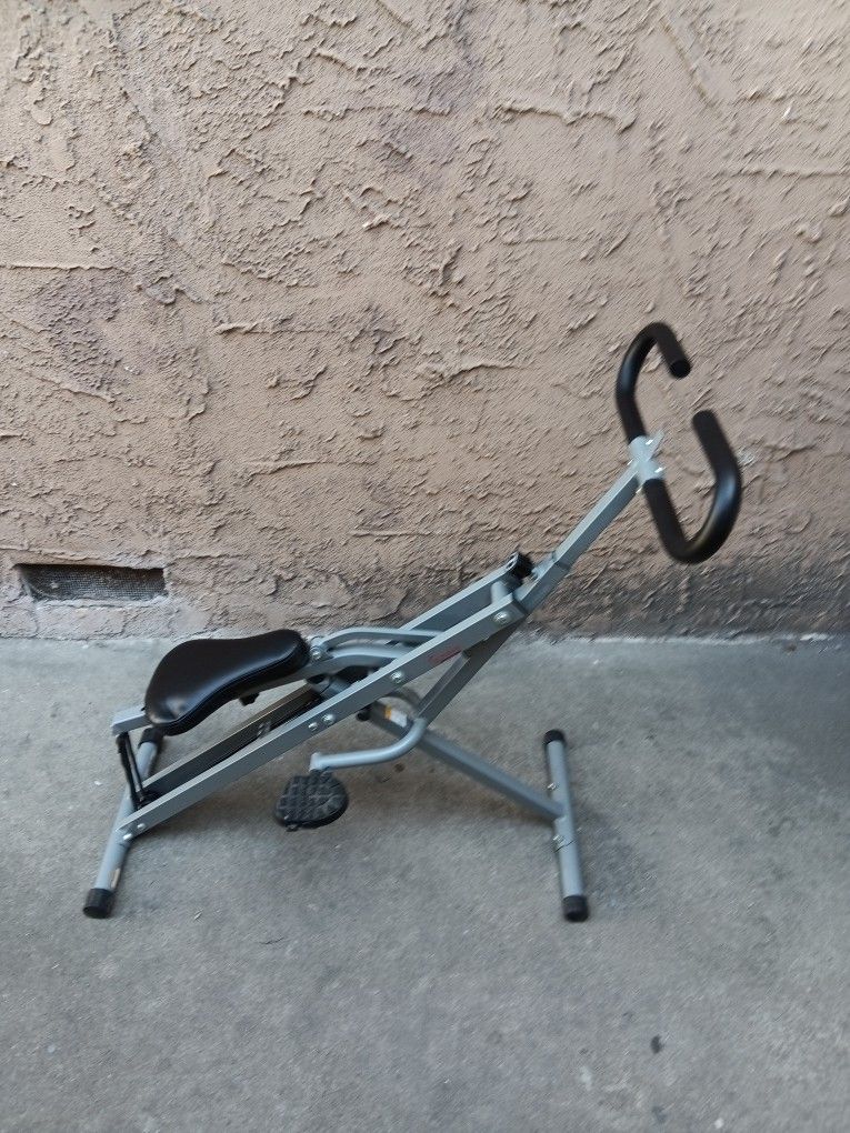 Sunny Health & Fitness Smart Row-N-Ride Glute & Leg Trainer, Foldable Squat Assist Rower