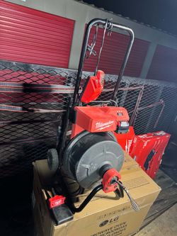 Milwaukee
M18 18V Lithium-Ion 3/8 in. x 75 ft. Cable Cordless Drain Cleaning Drum Machine Kit