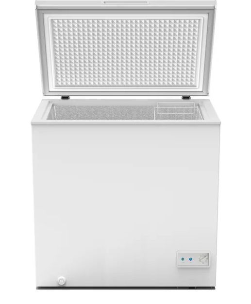 Avanti 7-cu ft Garage Ready Chest Freezer White )