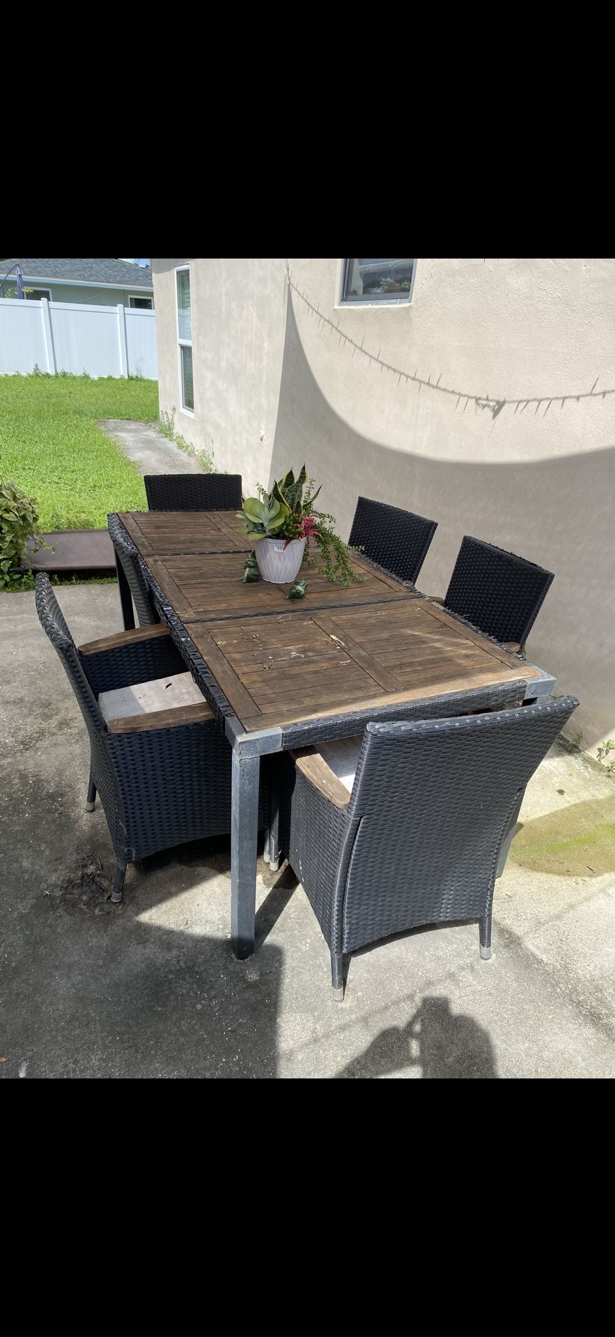Outdoor Table And Chairs