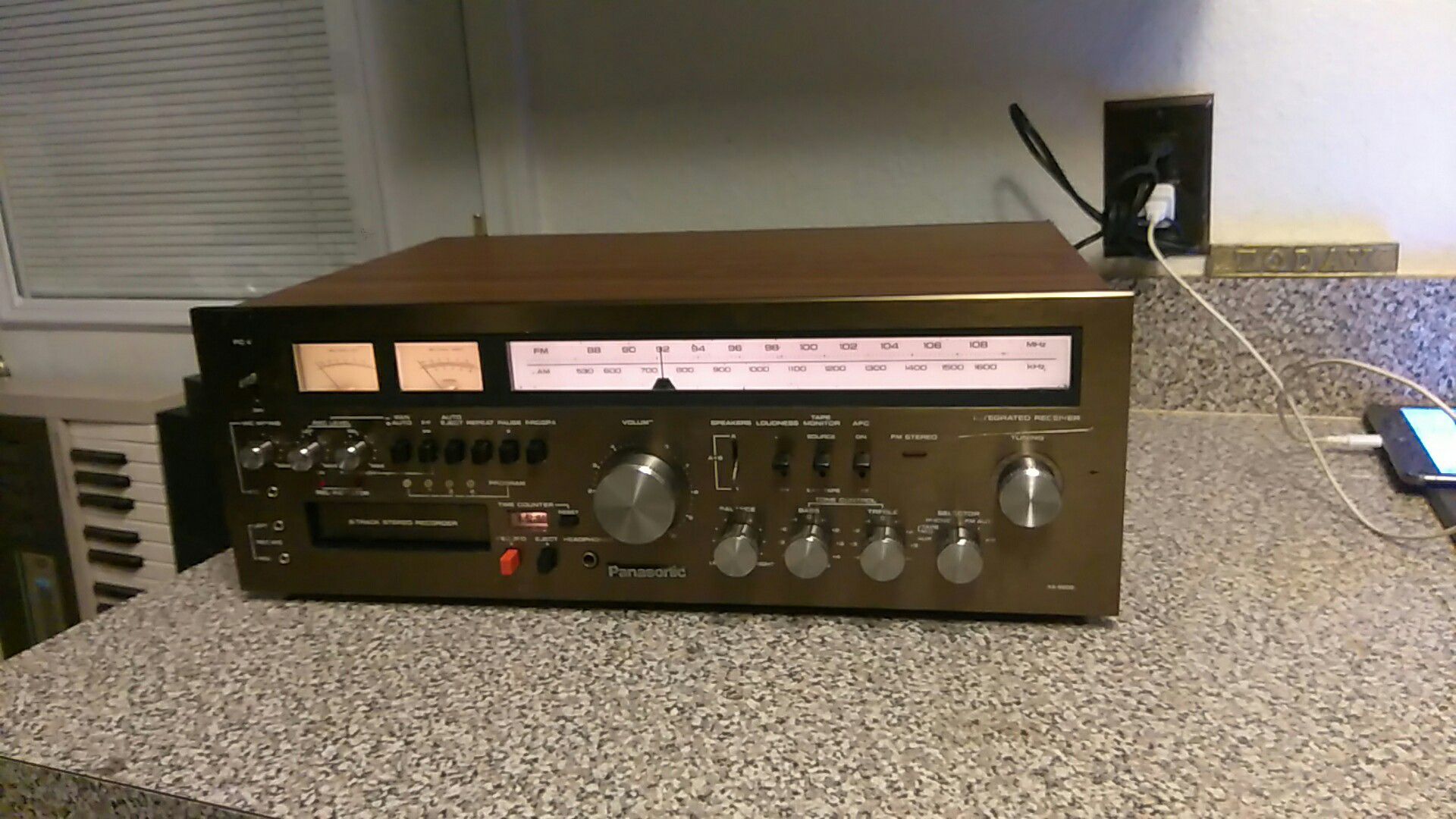 PANASONIC RA6600 VINTAGE AM/FM STEREO RECEIVER WITH 8 TRACK PLAYER RECORDER