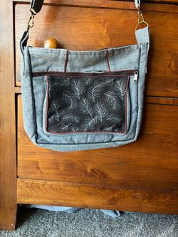 Katmandu brand Gray Canvas Crossbody Messenger Bag