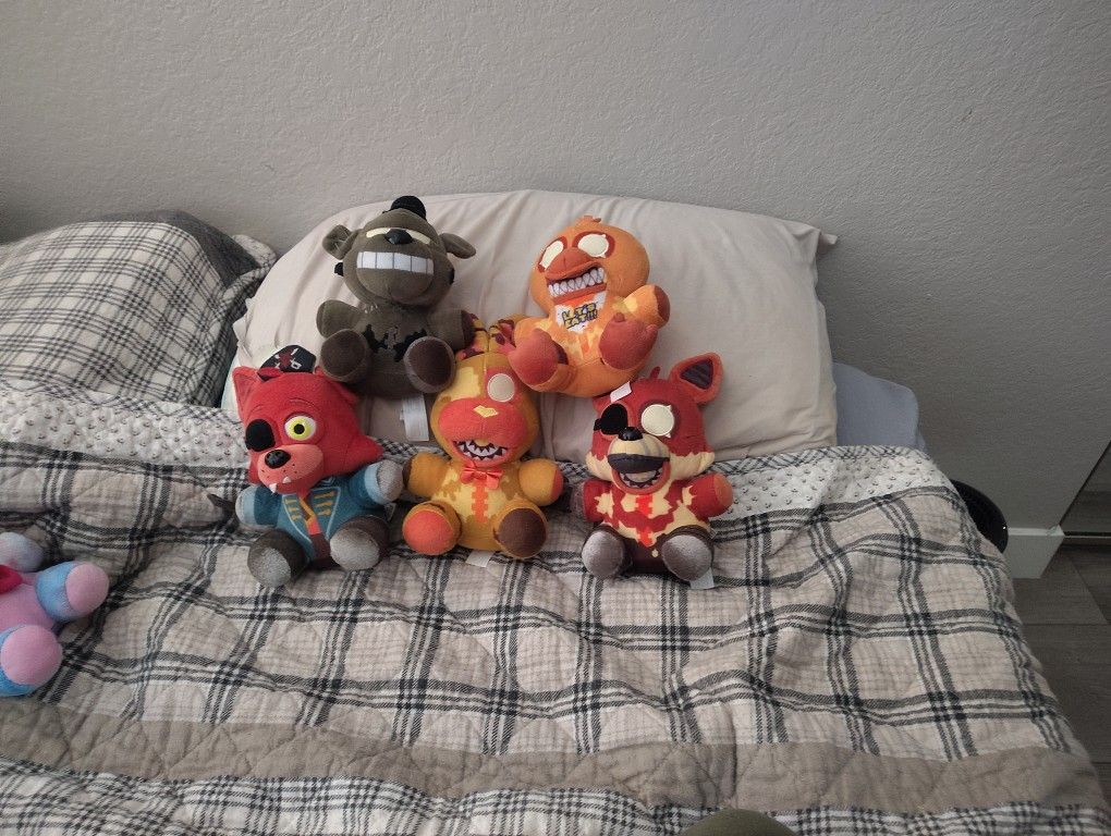 FNAF Curse Of Dread Bear Plushies