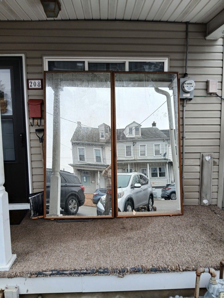 2 @ 6'x3' Body Mirrors