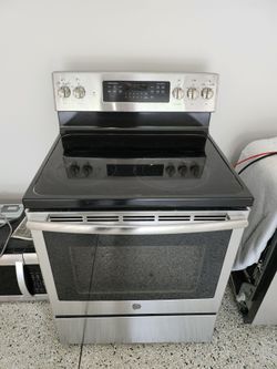 2024 GE FREE STANDING ELECTRIC RANGE