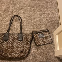 Coach Purse With Inner Little Purse Wallet 