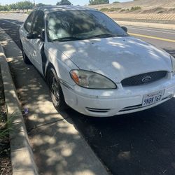 2006 Ford Taurus