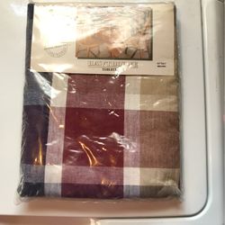 Hawthorne Tablecloth 