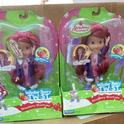 New Strawberry Shortcake Winter Berry Twist Doll 2007 $35 each