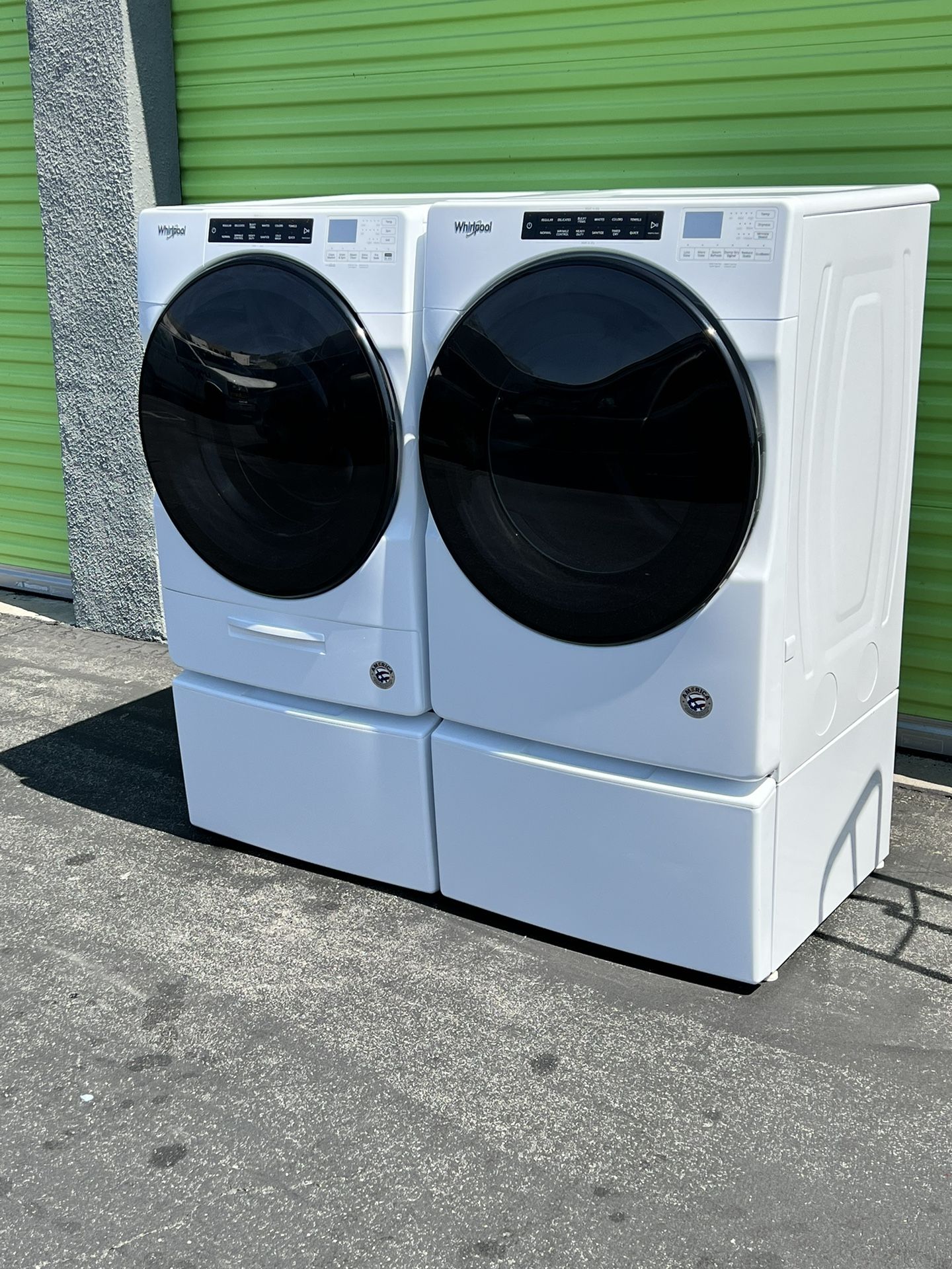 Whirlpool Gas Dryer And Washer Set