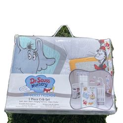 Dr Sues 5pcs Crib Set Brand New 