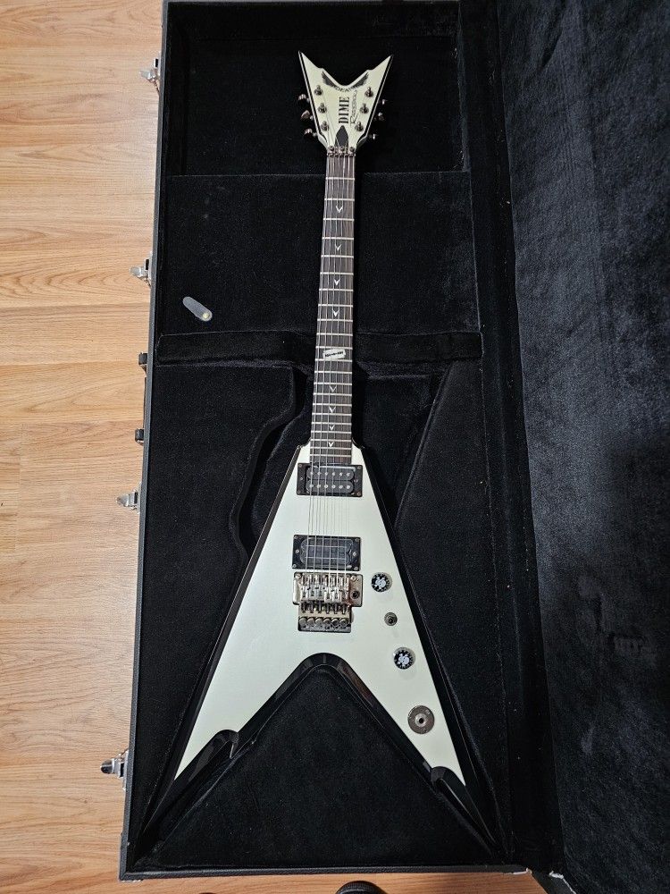 Dimebag Darrell Flying V.