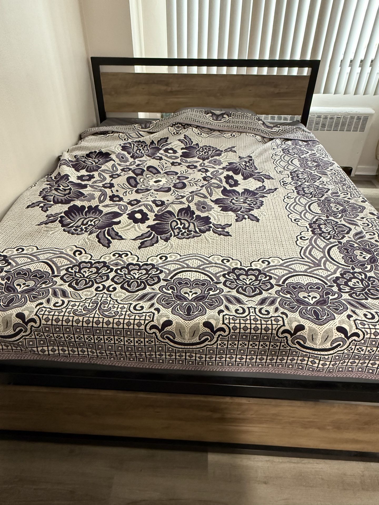 Like New Queen Bed Frame Only, No Scratches Or Any Damage.