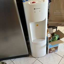 Water cooler