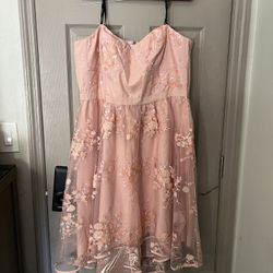 City chic pink dress