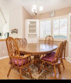Dining table set