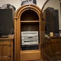 Vintage Stereo System With Speakers, Vinyl Player, And Hutch!