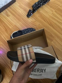 Burberry slides size 7,8,9 men