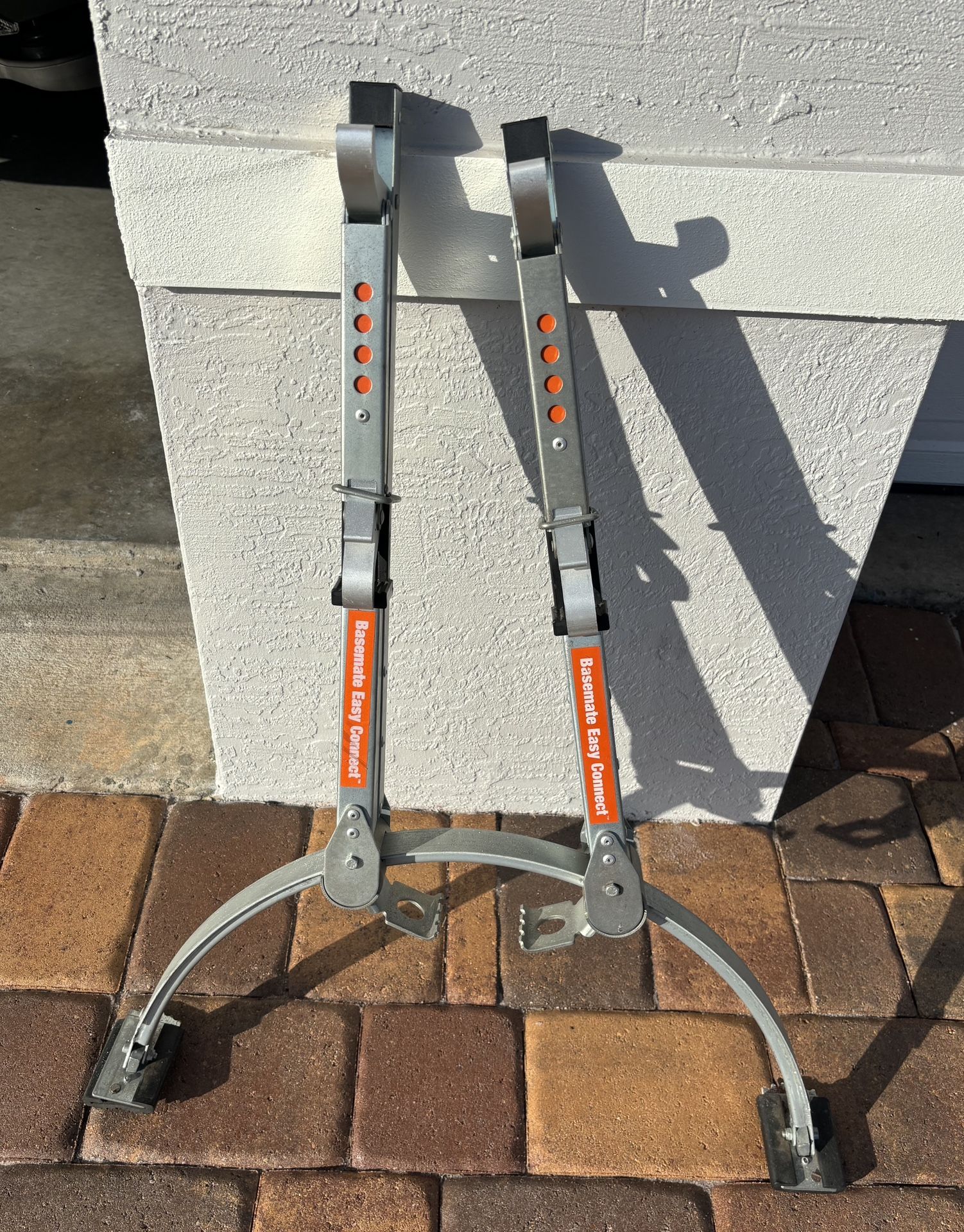 Basemate Ladder Stabilizer