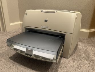 HP Laserjet 1300n Printer