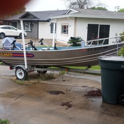 14 And 1/2 Ft Klamath Aluminum Fishing Boat For Sale With 15 Horse 2-stroke Fish Finder Downrigger