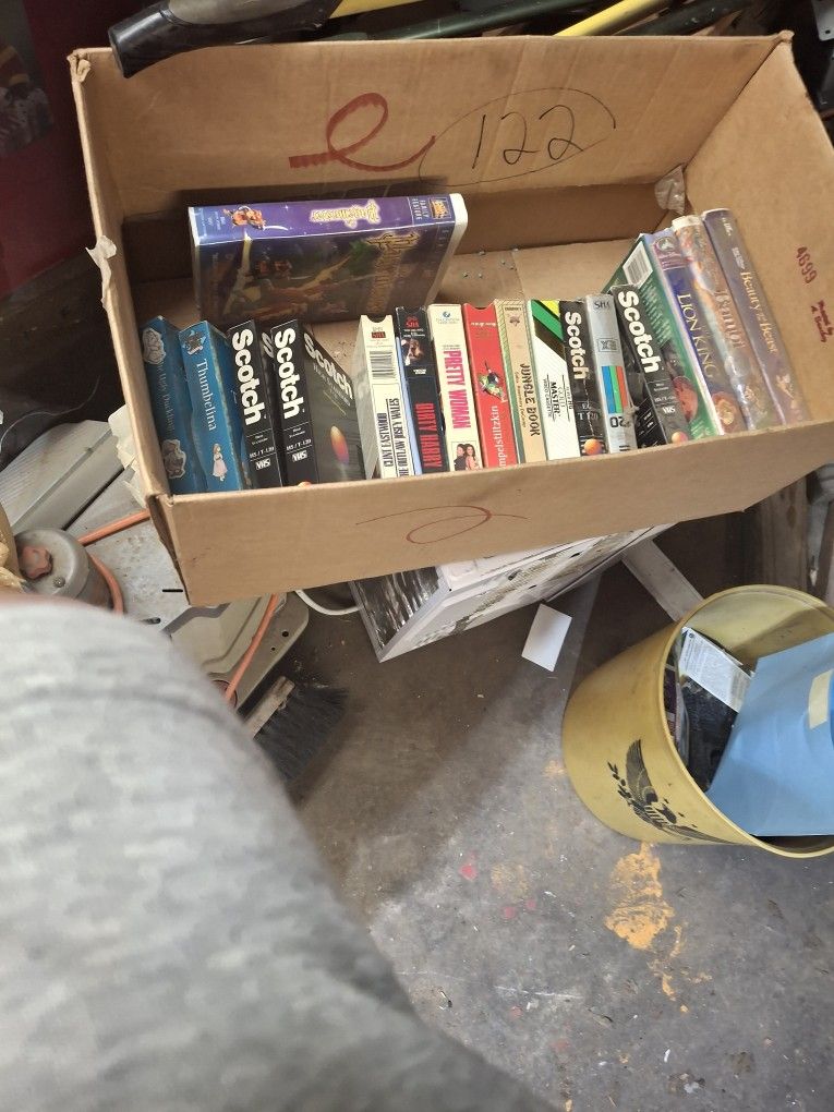 DVDSvhs. VHS VHS NOT DISC