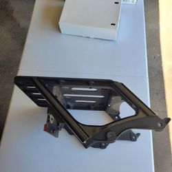 2022 HARLEY-DAVIDSON TOURPAK MOUNT 