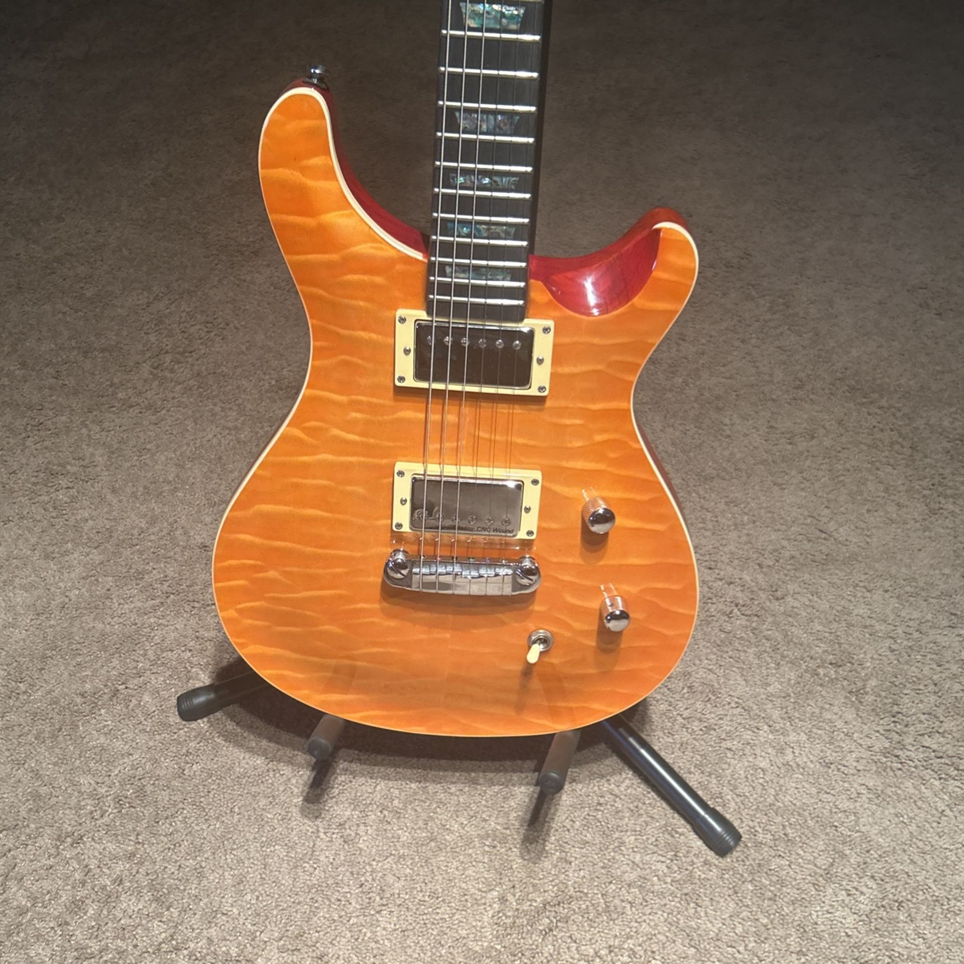 Wolf Guitar