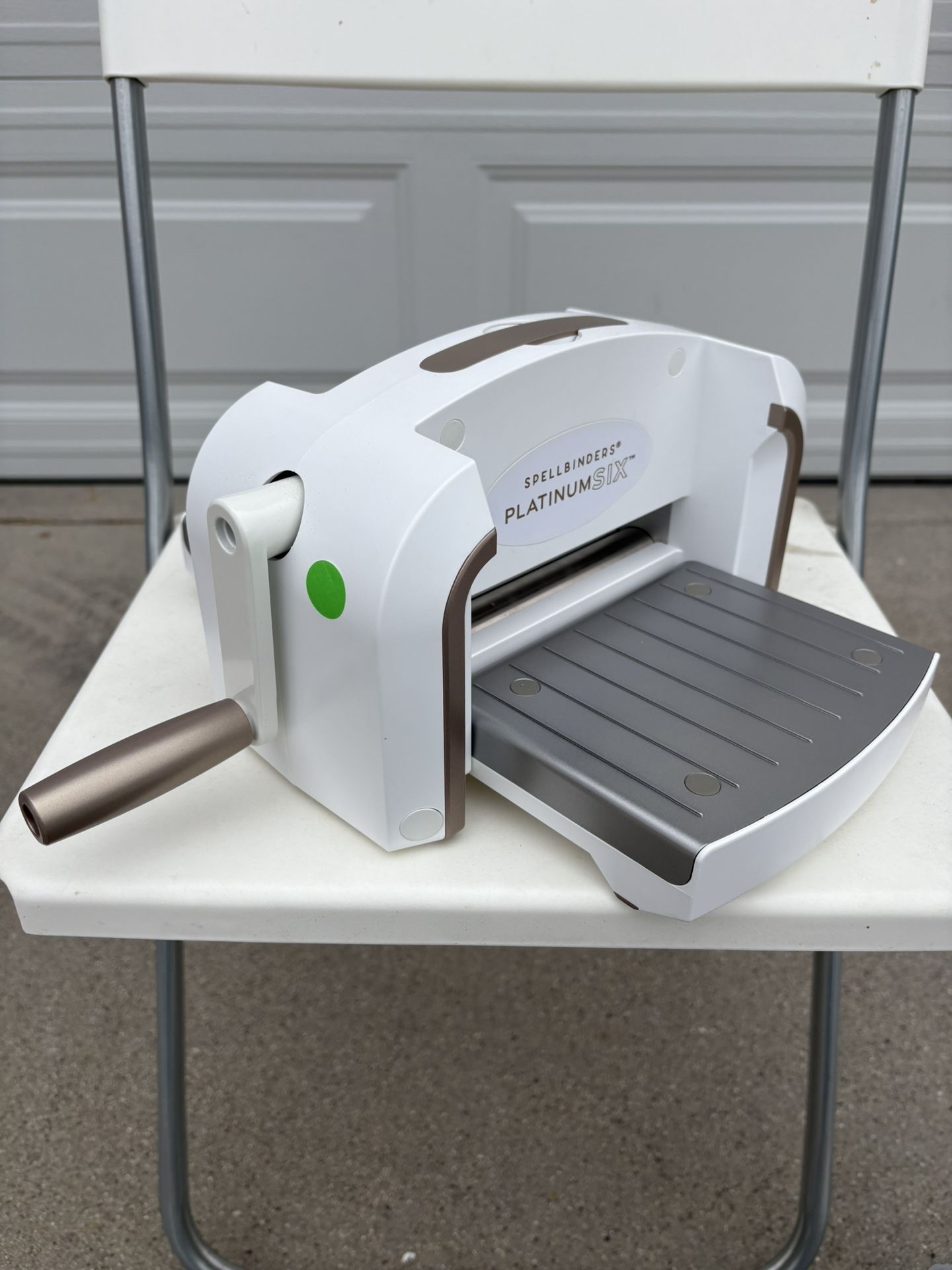 Spellbinders Platinum Six 6.0 Cut & Emboss Machine