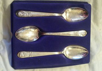make / manufacturer: WM ROGERS MFG.CO. 3 Piece Presidential Silverplate Spoon Set