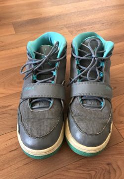 AIR JORDAN FLTCLB 90'S FLIGHT CLUB 602661 015 COOL GREY/GAMMA  BLUE/ANTHRACITE/WH for Sale in Honolulu, HI - OfferUp