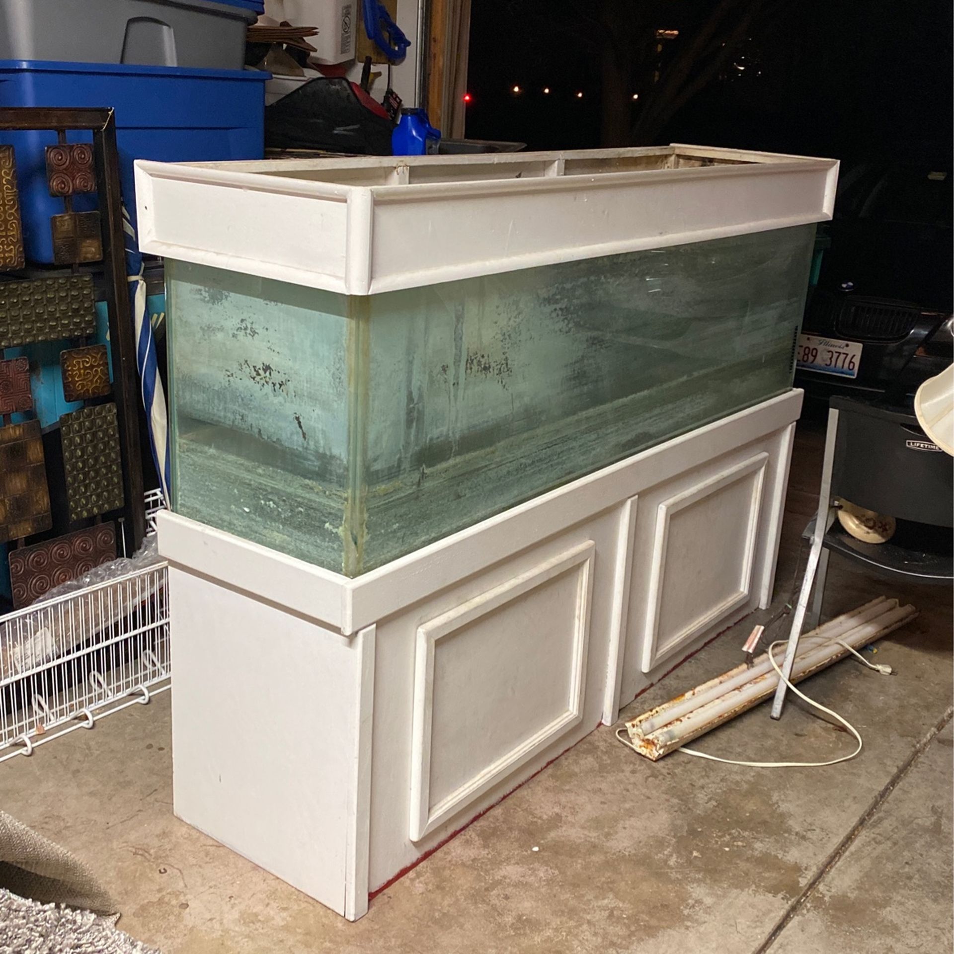 125 Gallon Fish Tank With Stand for Sale in Lombard, IL OfferUp