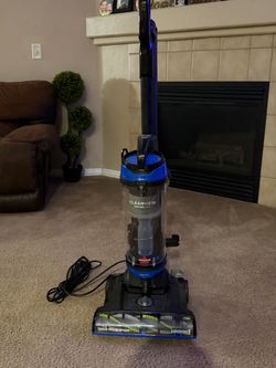 Bissell CleanView Swivel Pet Upright Vacuum