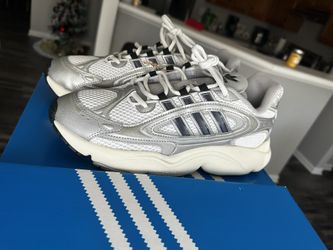 Adidas Sneaker