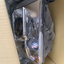 2018 ram 1500 OEM HEADLIGHTS