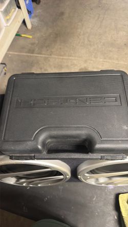 Cen- tech tool