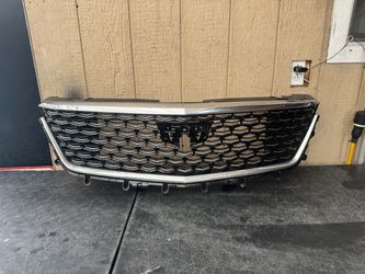 2024 2025 CADILLAC XT4 FRONT GRILLE OEM USED