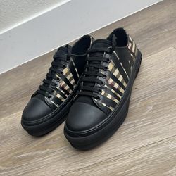 Burberry Shoes Size 8