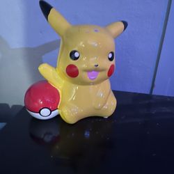 Pokémon Piggy Bank Pikachu 