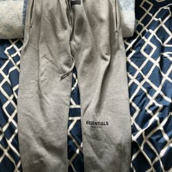 Essential Sweatpants 
