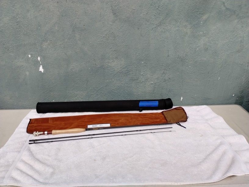 Caña De Pesca White Rivera Classic WR-7053.7'0;#5 LiNe..Nuevecita Sin Usar La Vendo Por $135.. La Tengo En Oferta..