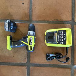 Ryobi 12v  3/8 Inch Compact Drill With Charger