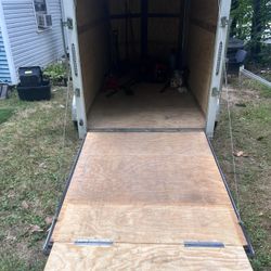 2023 Enclosed Trailer 