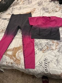 Pink and Gray Ombre Workout Set