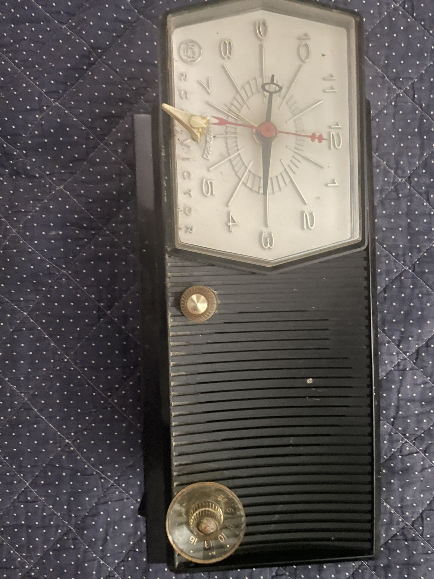 Early 1960s Radio Clock