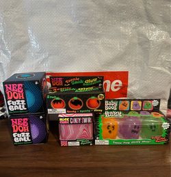 NeeDoh Fidget Toys: Fuzz Ball, Nice Cube, Jack-Glow Lanterns, Baby Boos Halloween squishy