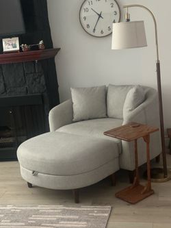 Thomasville Alan Fabric Accent Chair with Storage Ottoman