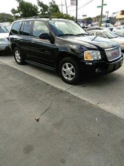 2005 Denali Envoy with tow package fully loaded leather power roof, fully serviced, ready to tow jet ski or boat! Summer is here!