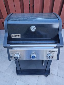 Weber Spirit 3-Burner Gas Grill - Solid Condition