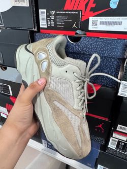 Yeezy 500 size 12
